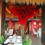 Hotel Suhan Seaport 4*