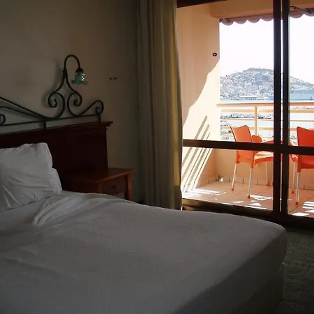 Szálloda Suhan Seaport 4*