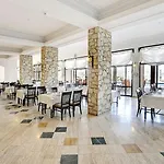 Suhan Seaport 4* Κουσάντασι
