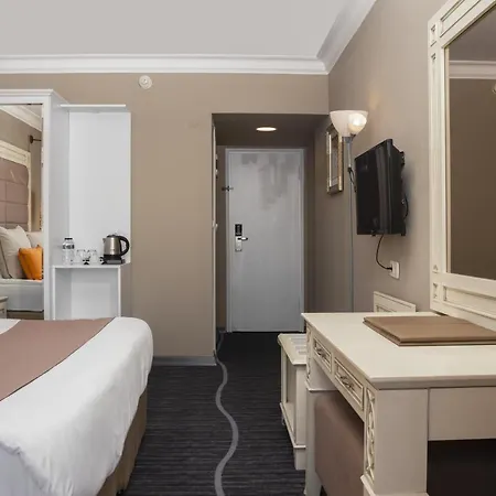 Suhan Seaport Hotel 4*