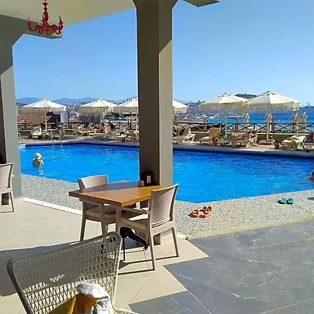 Suhan Seaport Hotel 4*