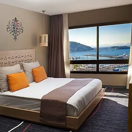 Suhan Seaport Hotel 4*