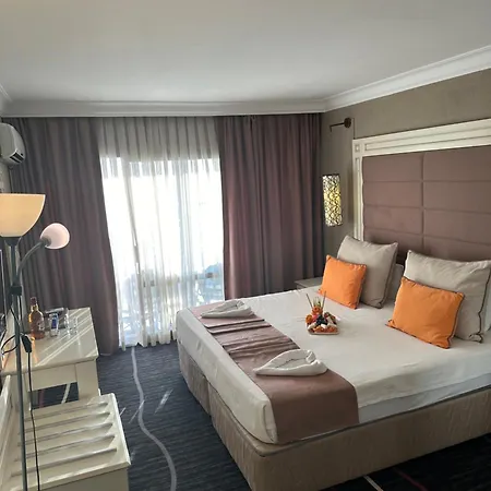 Suhan Seaport ホテル 4*